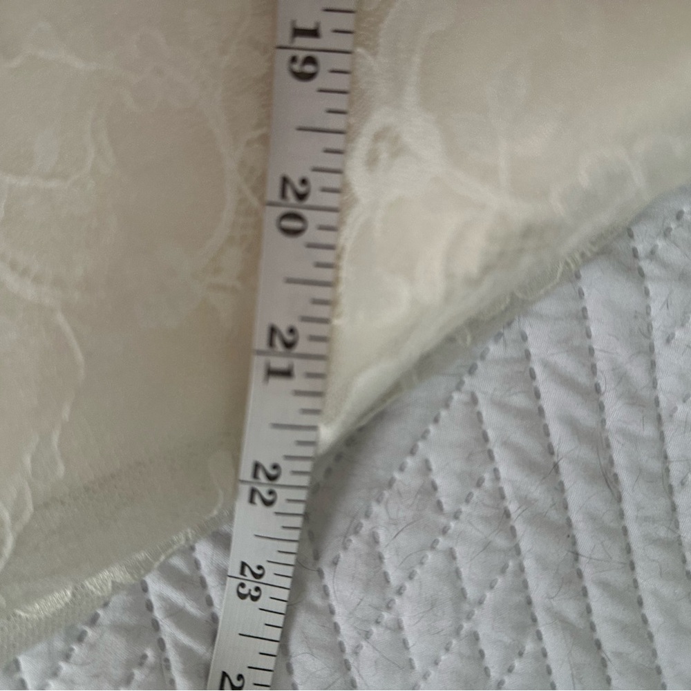 Davids Bridal Galina Wedding Dress - knee length. - Picture 6 of 10
